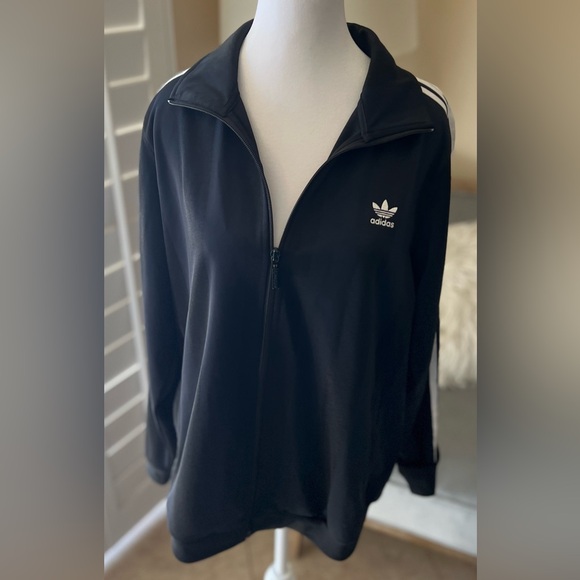 🌟🌟❤️ Adidas Black Track Jacket For Women - Picture 2 of 7